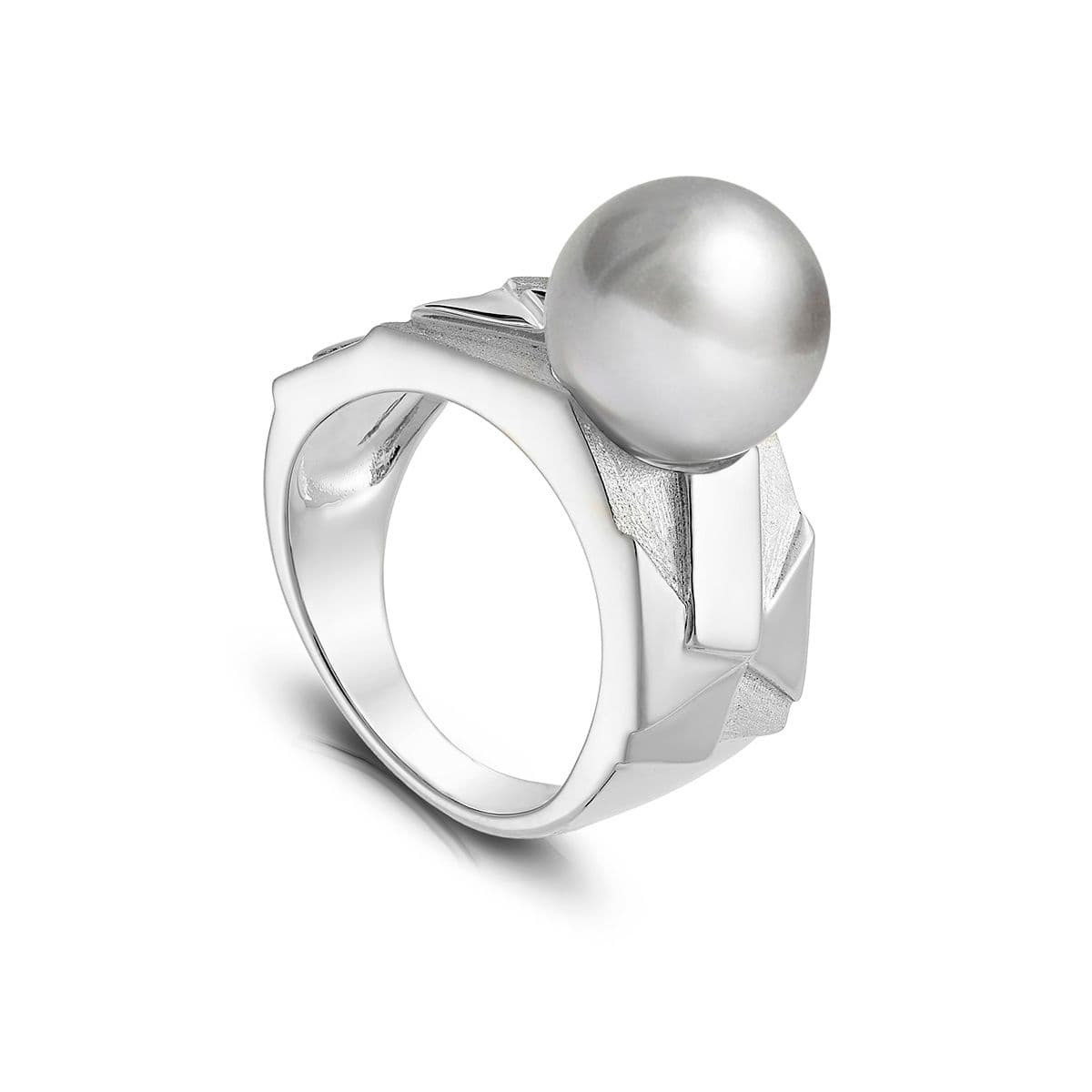 Серебряное кольцо Авангард с серым пресноводным жемчугом от Nasonpearl